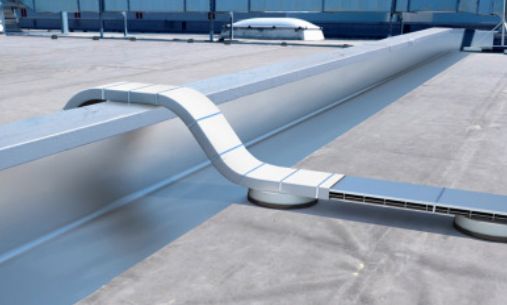 Защитено положени кабели на покрив.jpg